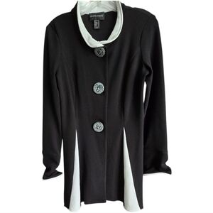 Frank Lyman Design Black and White Blazer with Pleated Detail,  Size 10